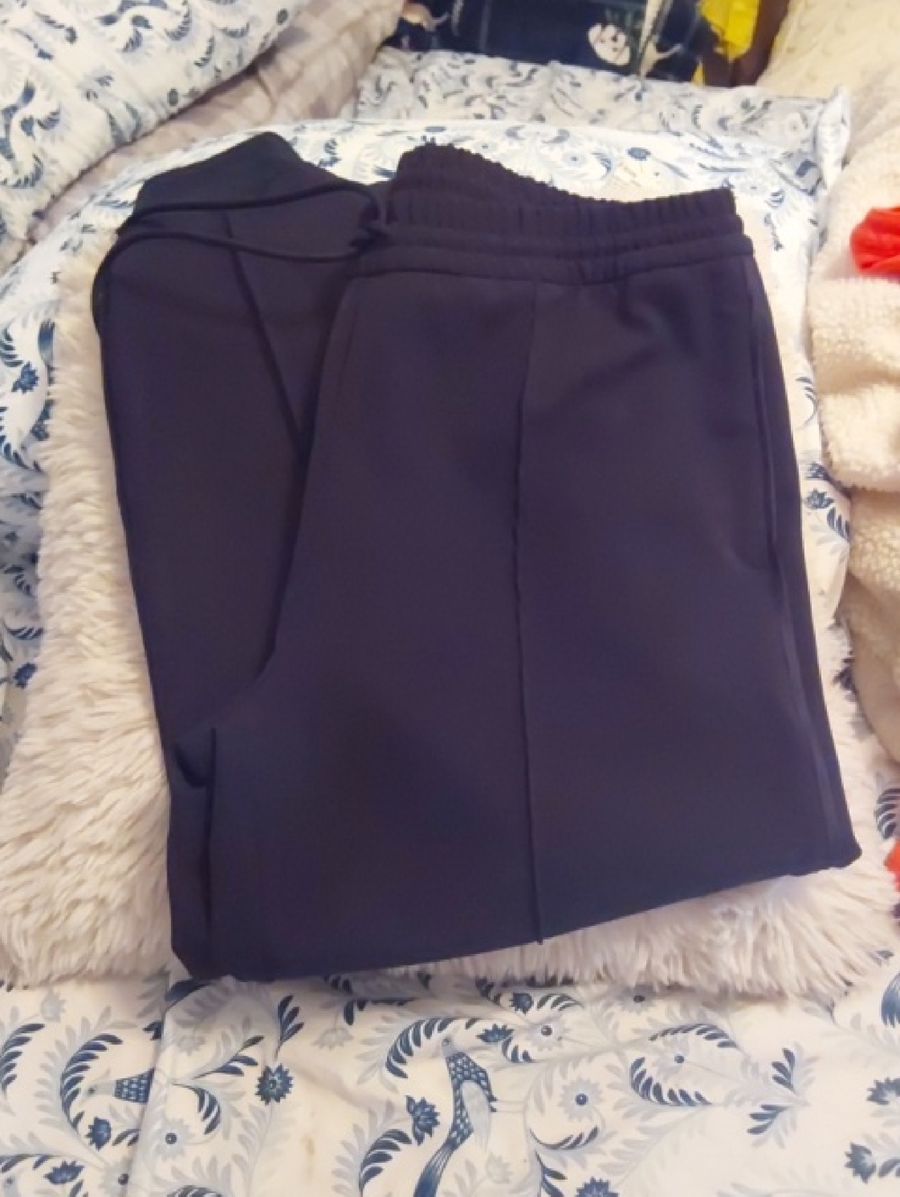 Womans new Athleta Joggers.